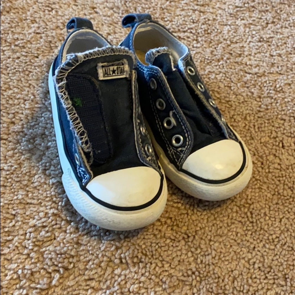 Toddle size 7, Navy Converse, side Velcro